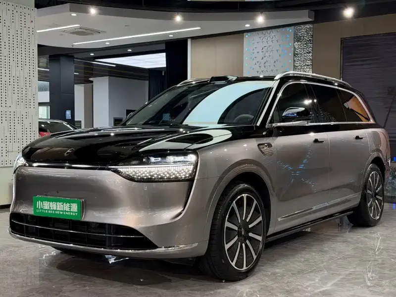 AITO M9, 2025