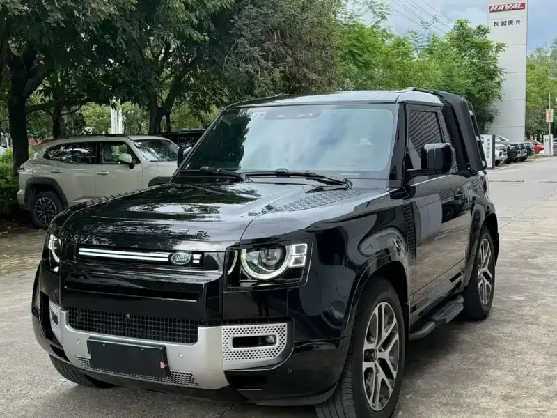 Land Rover Defender, 2023