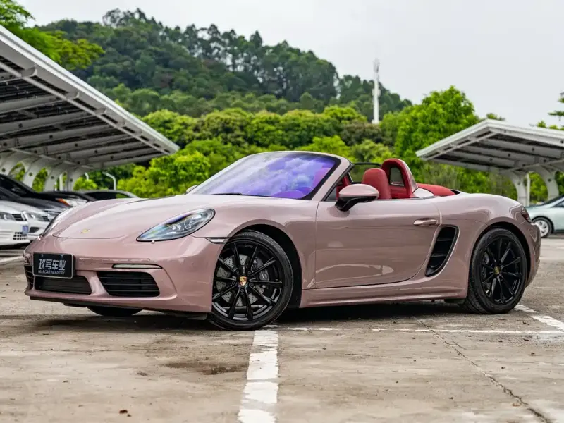 Porsche 718, 2022