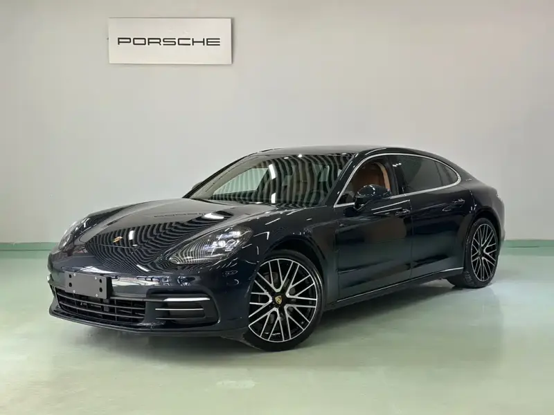 Porsche Panamera, 2018