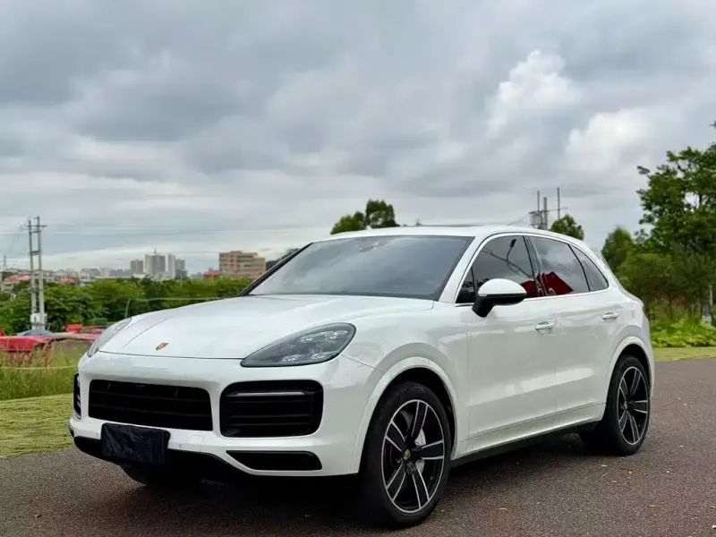 Porsche Cayenne, 2021
