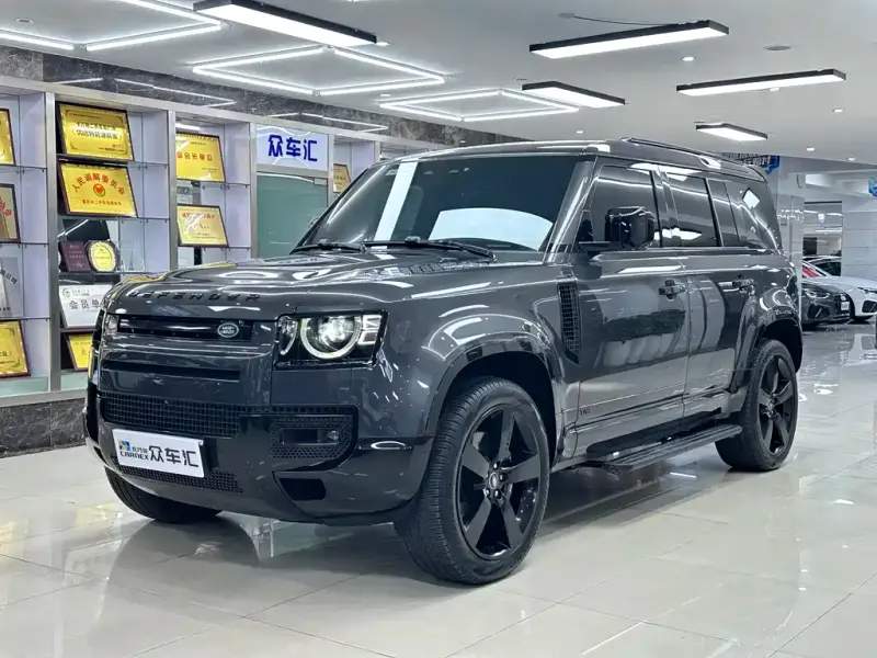 Land Rover Defender, 2022