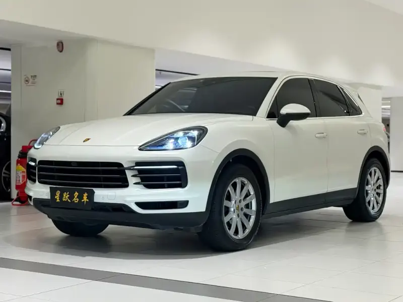 Porsche Cayenne, 2022