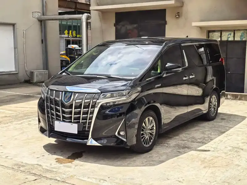 Toyota Alphard, 2023
