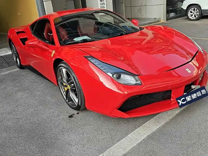 Ferrari 488, 2016