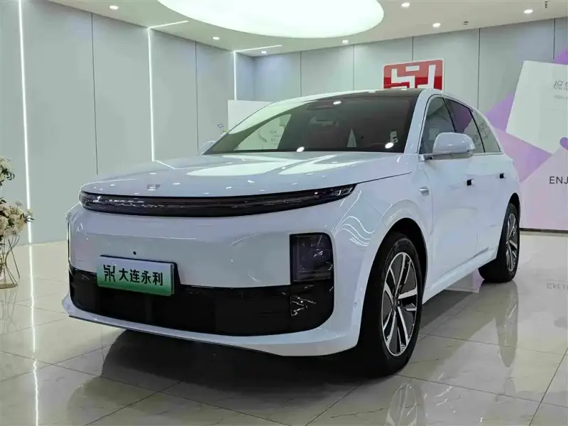 Li Auto Li L6, 2025