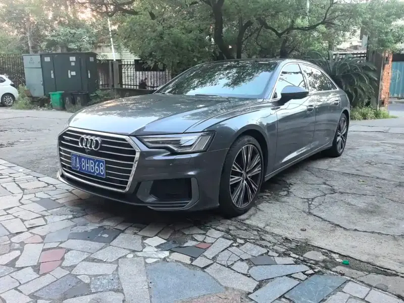 Audi A6L, 2021