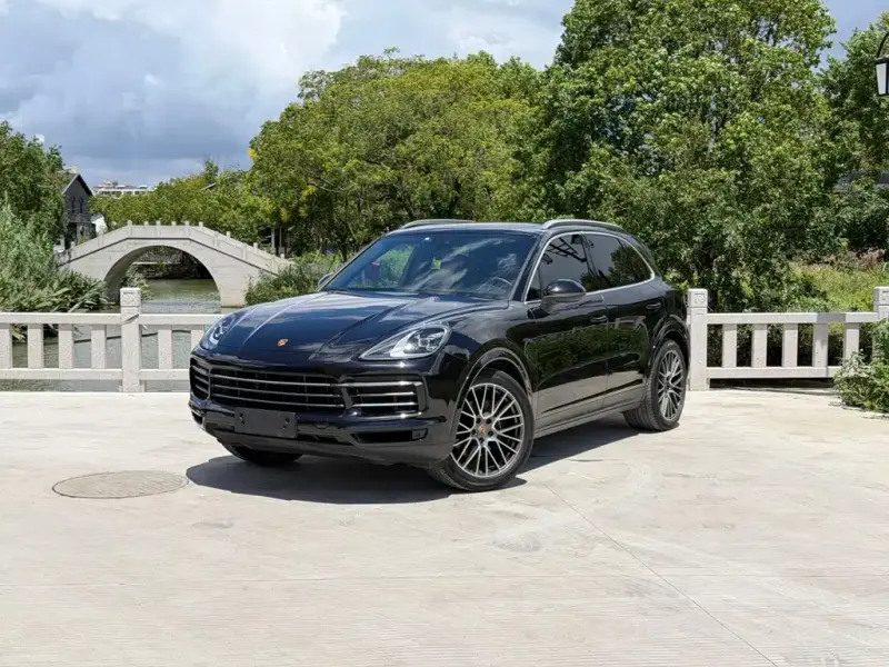 Porsche Cayenne, 2022