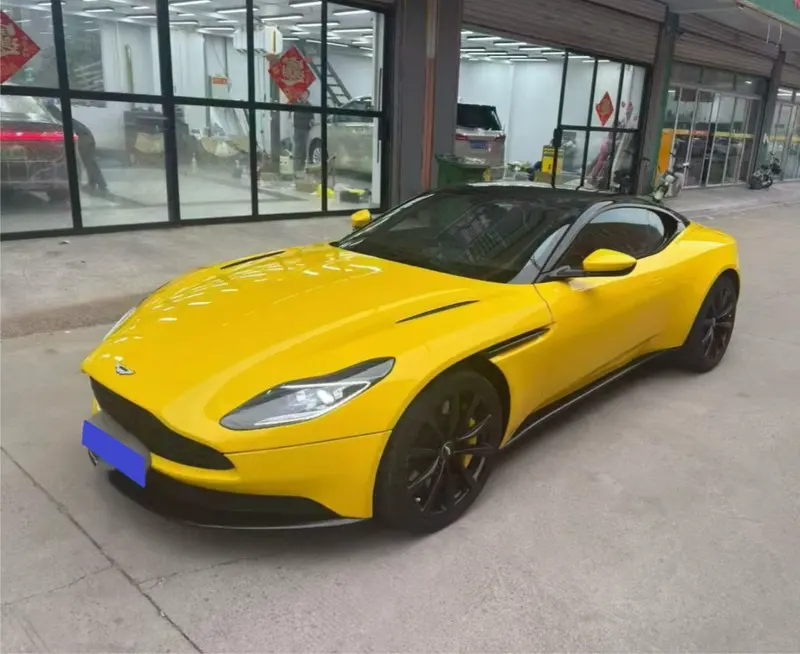 Aston Martin DB11, 2019