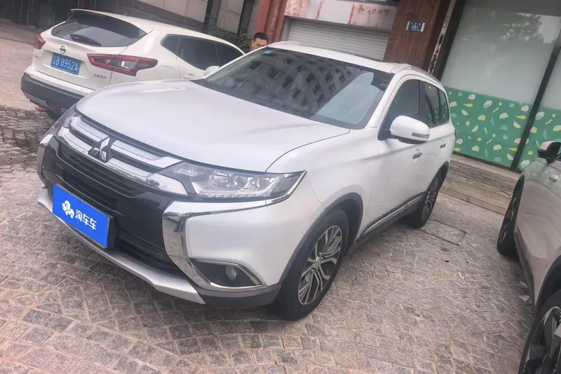 Mitsubishi Outlander, 2018