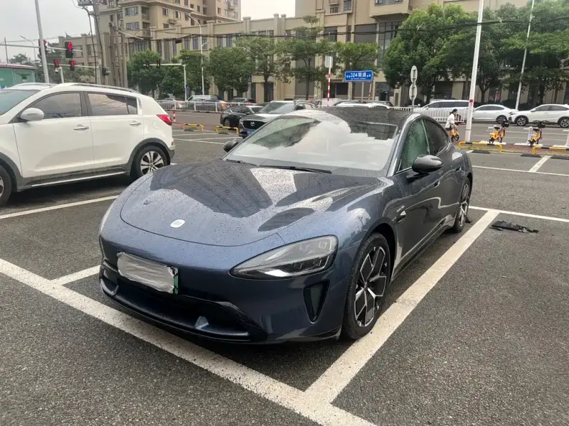 Xiaomi SU7, 2025