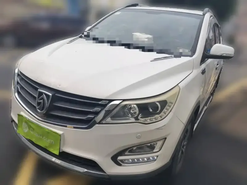 Baojun 560, 2015