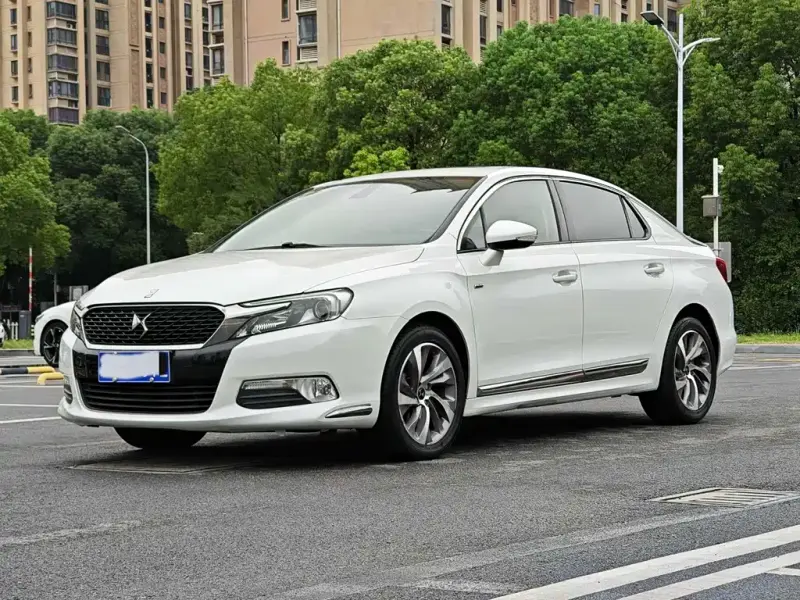 DS 5LS, 2014