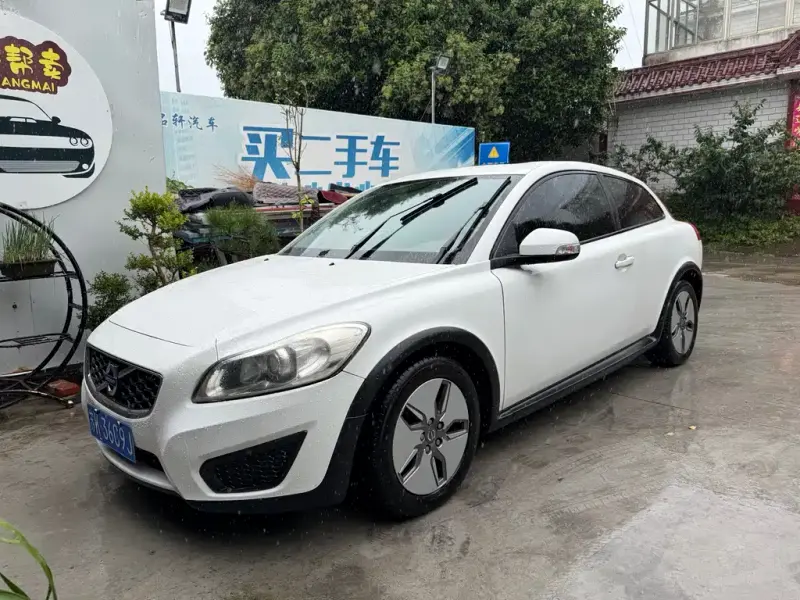 Volvo C30, 2012