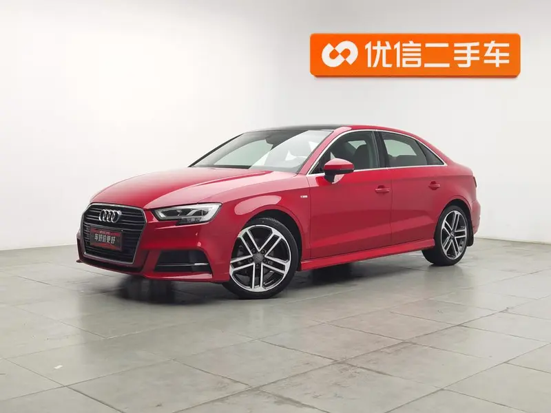 Audi A3 30 Version Limousine 35 TFSI Sport Version, 2018 — фото 1
