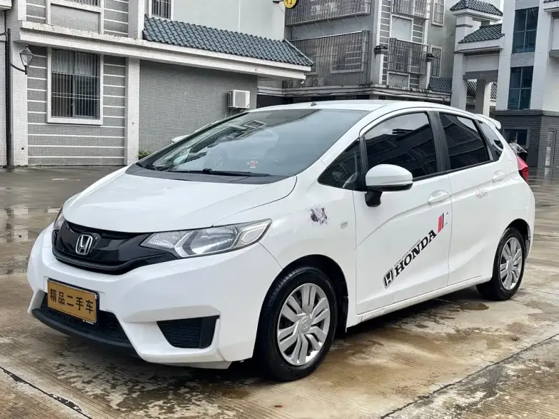 Honda Fit, 2015