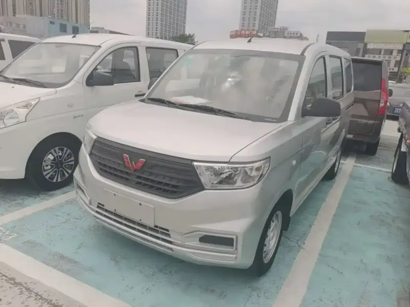 Wuling Hongguang V, 2019