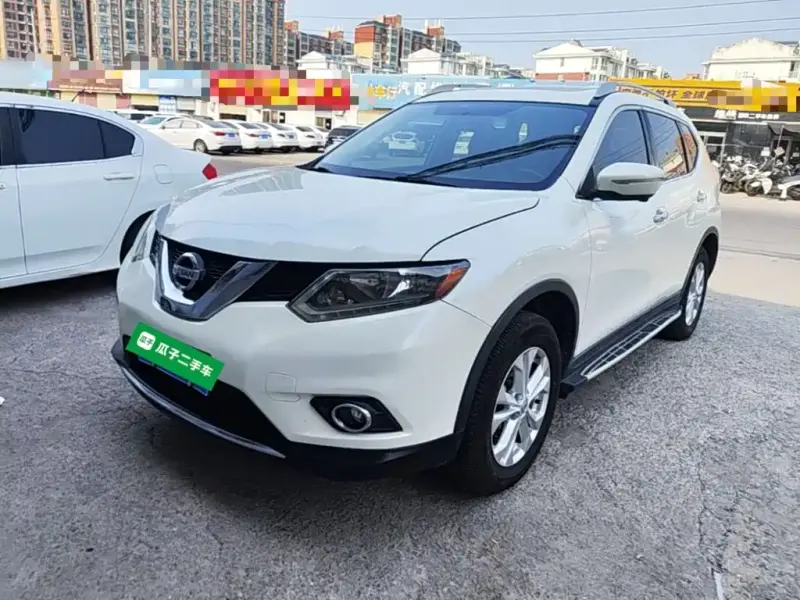 Nissan X-Trail Nissan X-Trail 2015 2.0L CVT Comfort MAX Edition 2WD, 2016 — фото 1