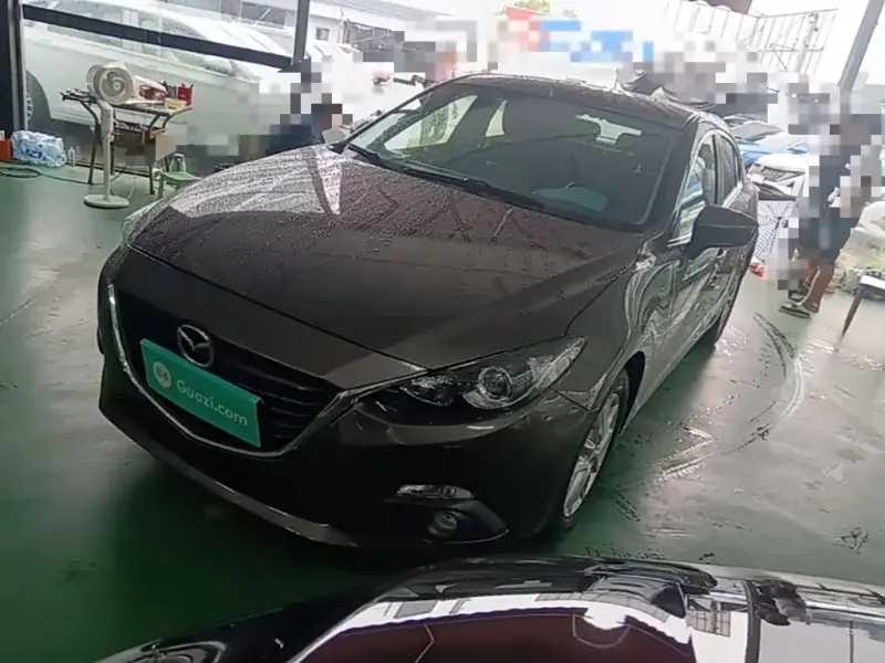 Mazda 3 Axela, 2016