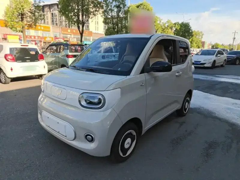 Wuling MINIEV, 2025
