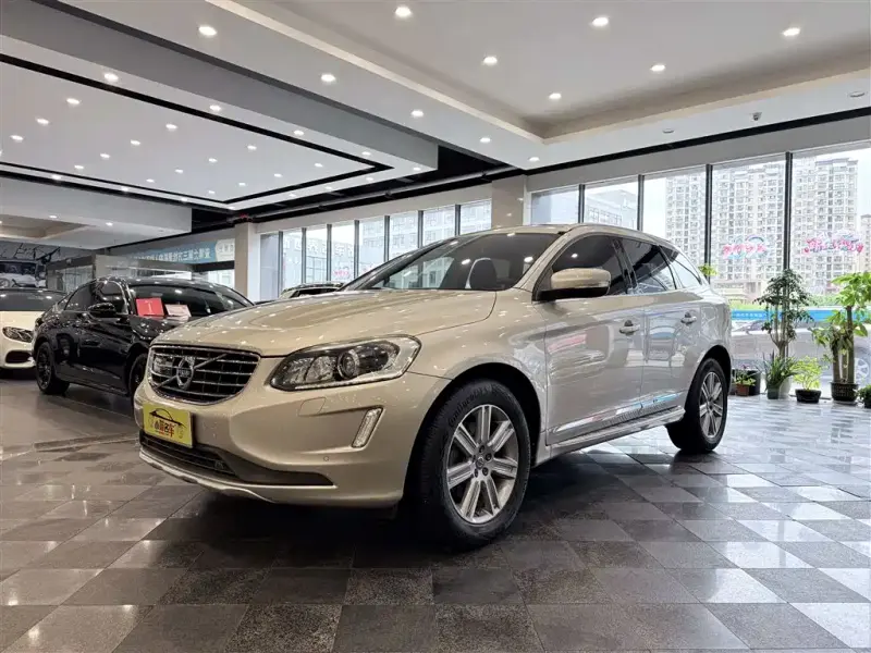 Volvo XC60, 2016