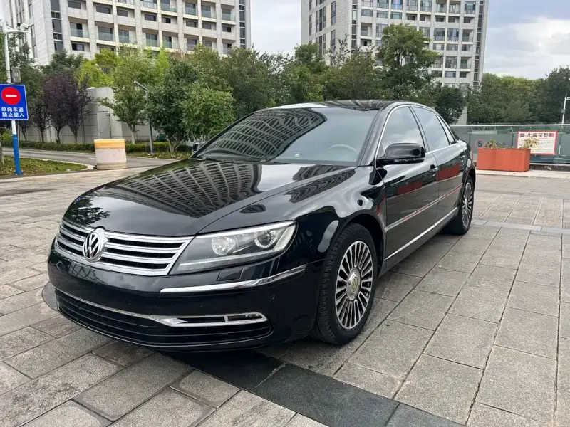 Volkswagen Phaeton, 2011