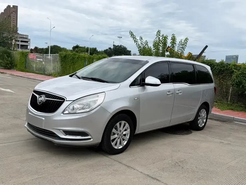 Buick GL8, 2017