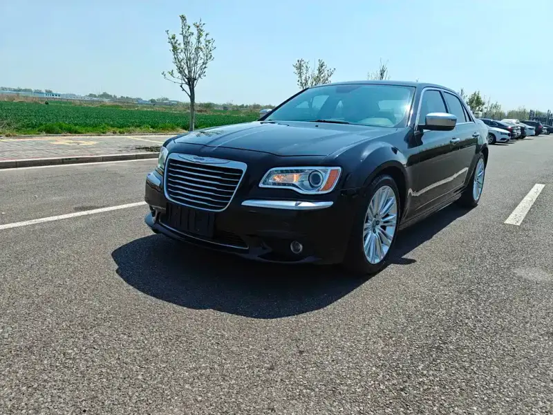 Chrysler 300C, 2015