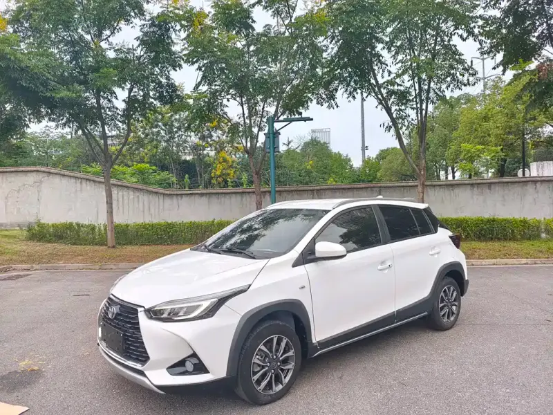 Toyota Yaris L, 2022
