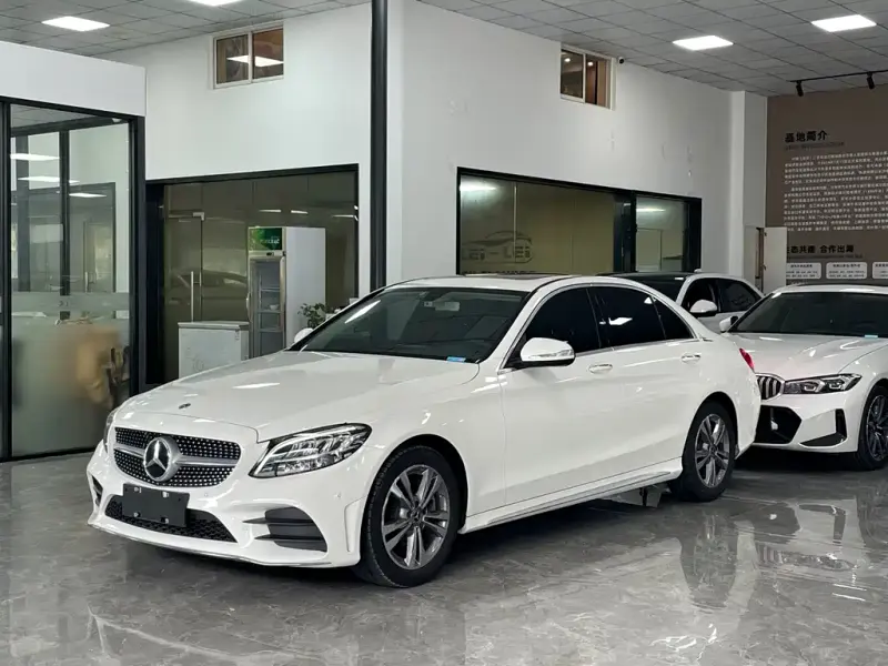 Mercedes-Benz C-Class Mercedes-Benz C-Class 2020 C 200 L Fashion Type Sport Edition, 2020 — фото 1