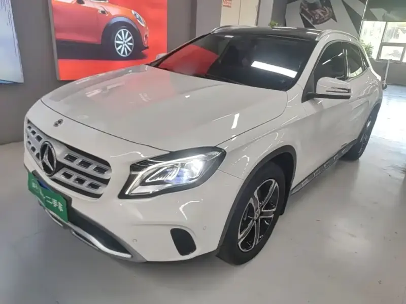Mercedes-Benz GLA, 2018