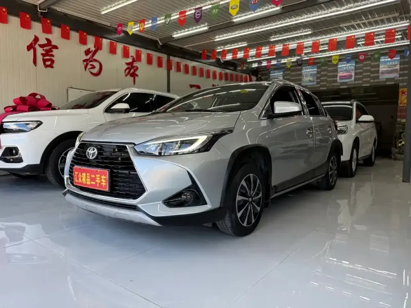 Toyota Yaris L, 2022