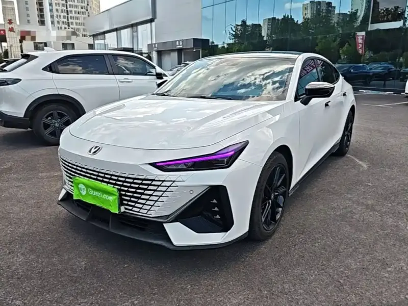Changan UNI-V, 2025