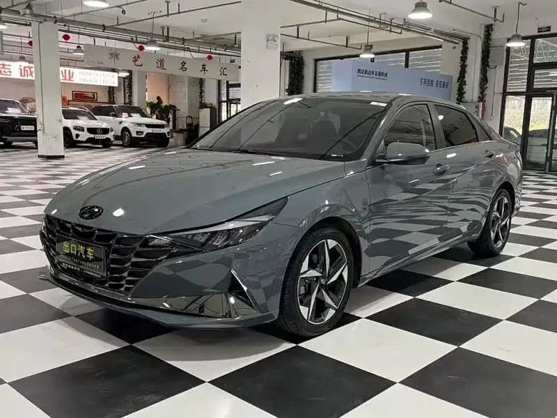 Hyundai Elantra, 2023