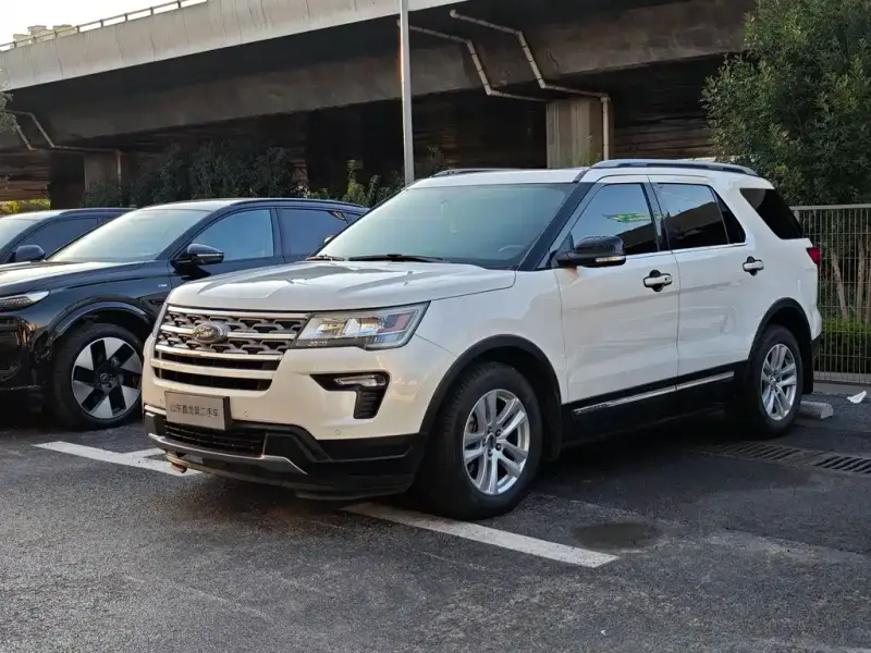 Ford Explorer (Import), 2018