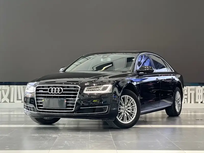 Audi A8, 2015 — фото 1