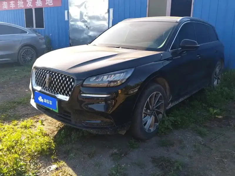 Lincoln Corsair Hybrid, 2022