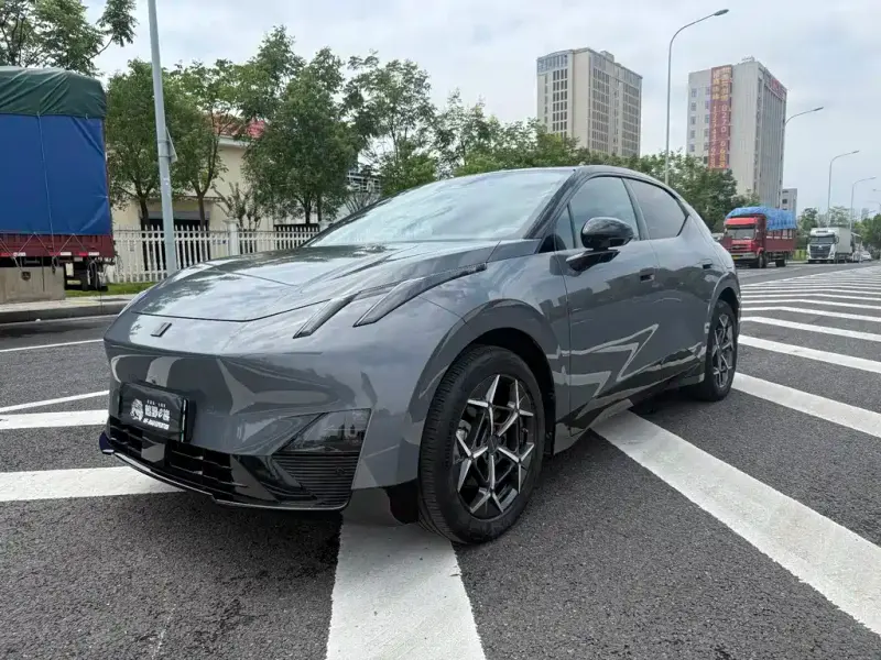 Lynk & Co Z20, 2024