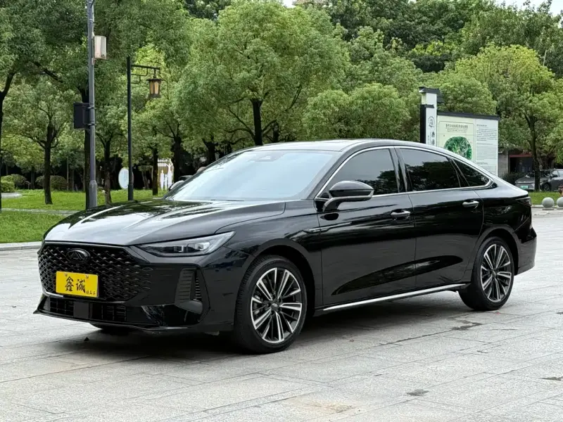 Chery Arrizo 8 PRO, 2025