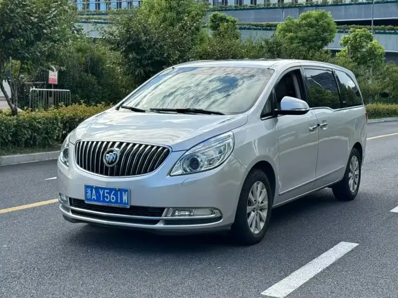 Buick GL8, 2016