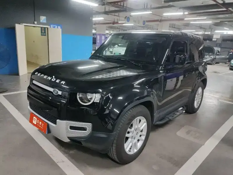 Land Rover Defender, 2024