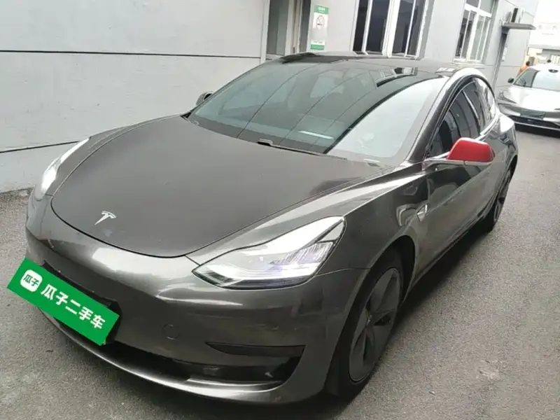 Tesla Model 3, 2020