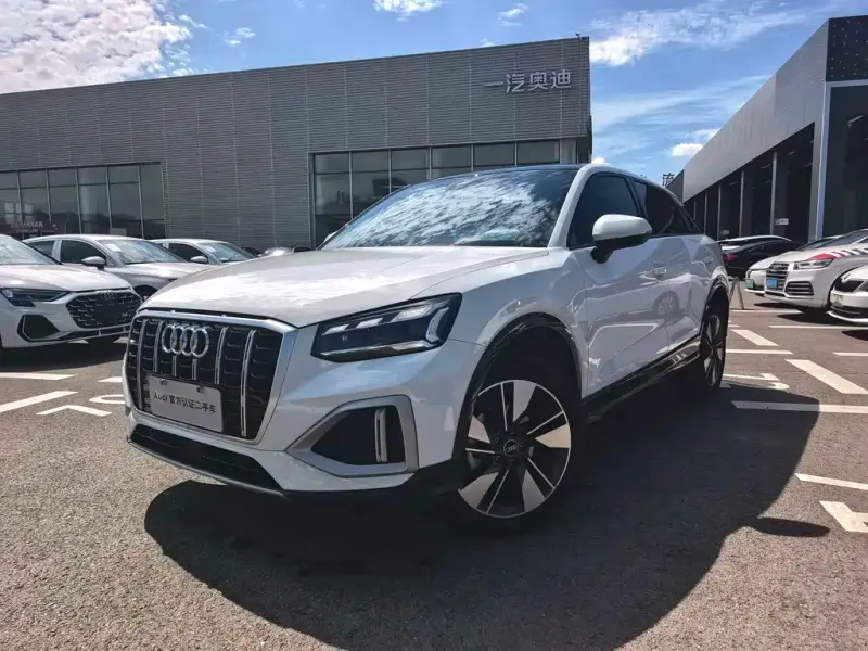 Audi Q2L, 2023