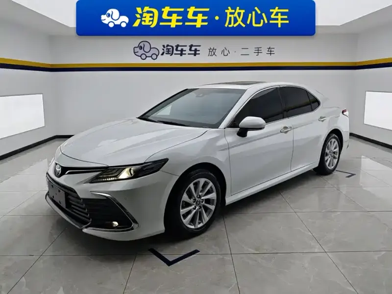 Toyota Camry, 2022