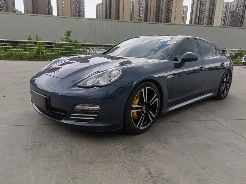 Porsche Panamera, 2011