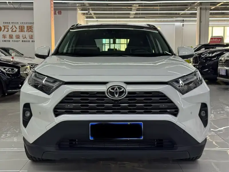 Toyota RAV4, 2025