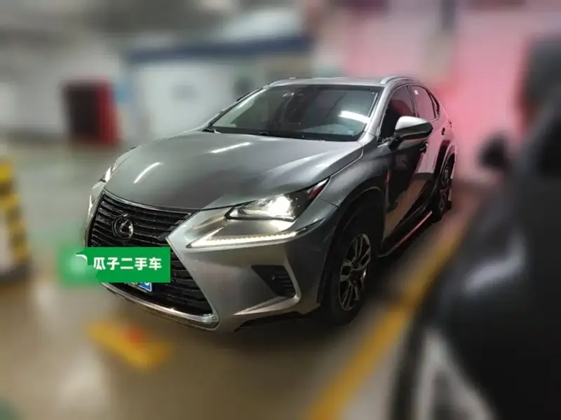 Lexus NX, 2017