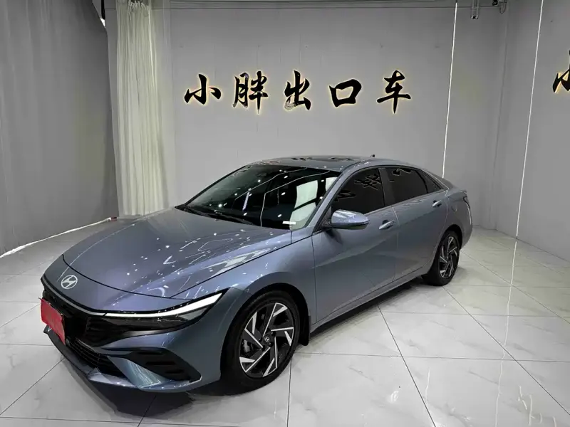 Hyundai Elantra, 2024