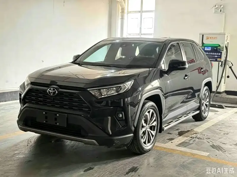 Toyota RAV4, 2023