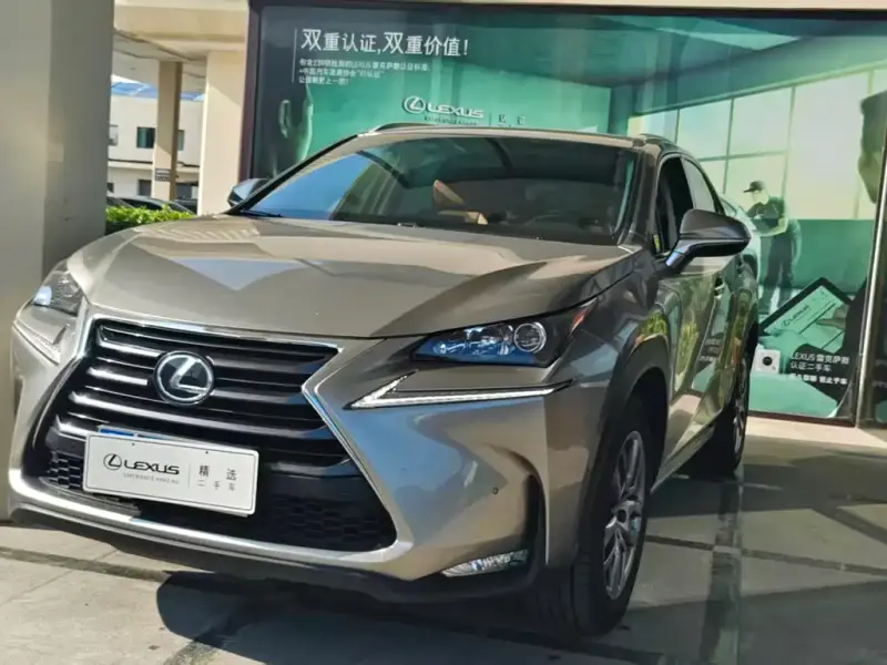 Lexus NX, 2017
